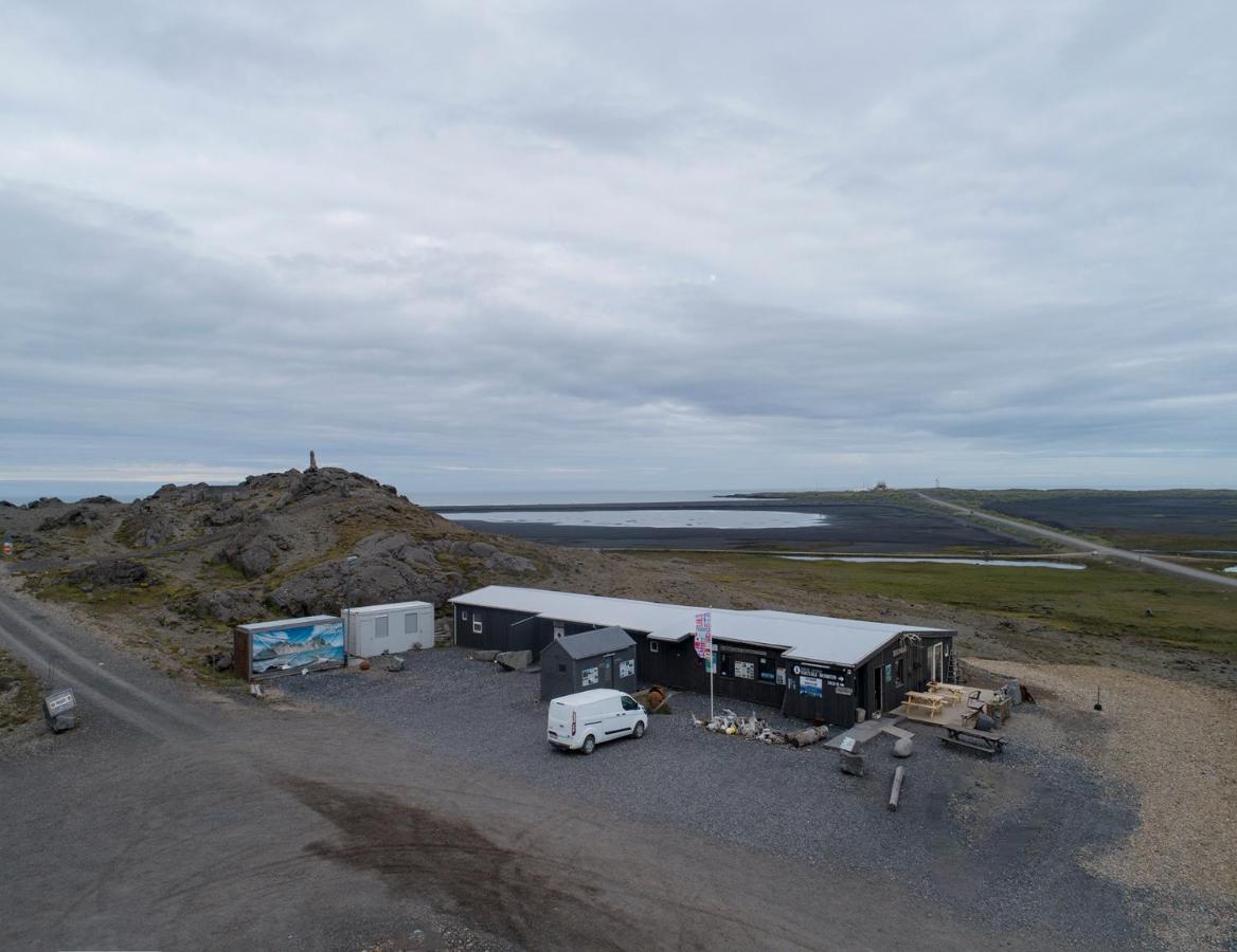 Vikingcafe Hotell Höfn Exteriör bild