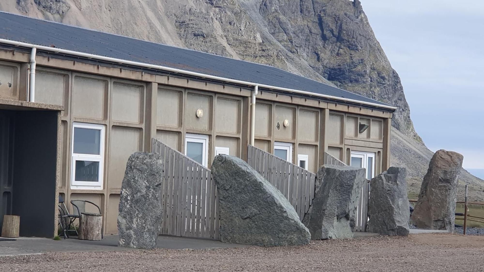 Vikingcafe Hotell Höfn Exteriör bild